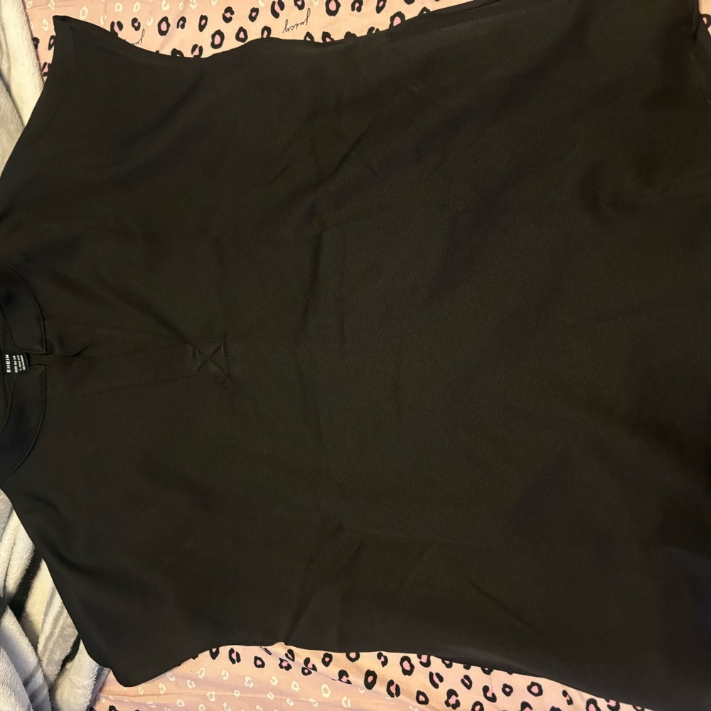 Black Short Sleeve Top